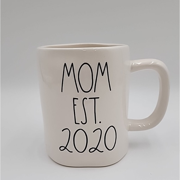 RAE DUNN MOM EST. 2020 White with Large Black Letters Coffee/Tea Mug by Magenta - Picture 1 of 7